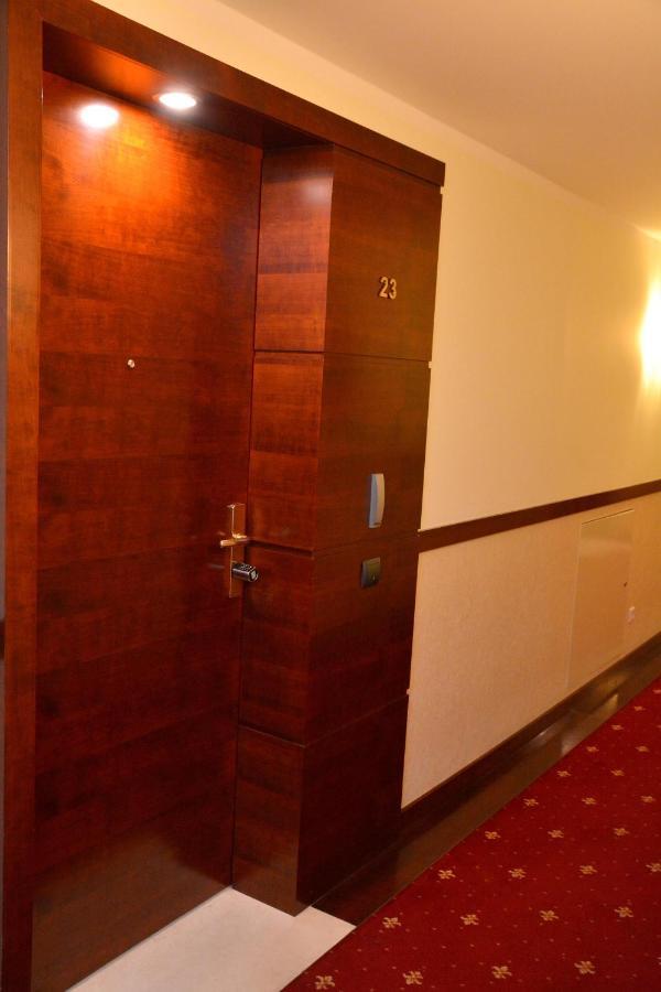 Azyl Apartments Varşova Dış mekan fotoğraf
